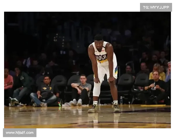 布克职业生涯的影响力与社会责任探析：从球场到社会的全面影响